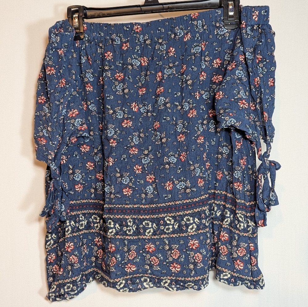 Gypsies and Moondust Off the Shoulder Floral Top Shirt Navy Boho Cottagecore